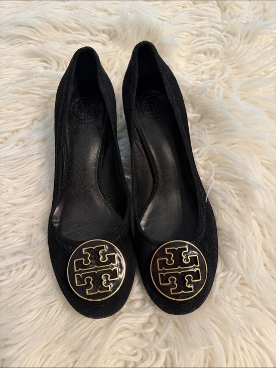Tory Burch Shoes - Tory Burch Black Suede Flats with Gold Logo Medallion size 7.5 fair condition